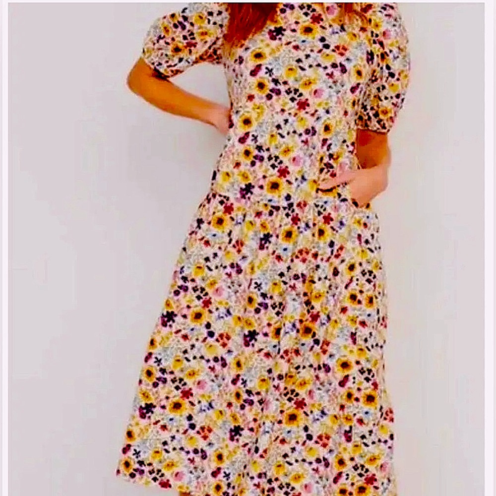 Old Navy floral dress with sleeves NWT